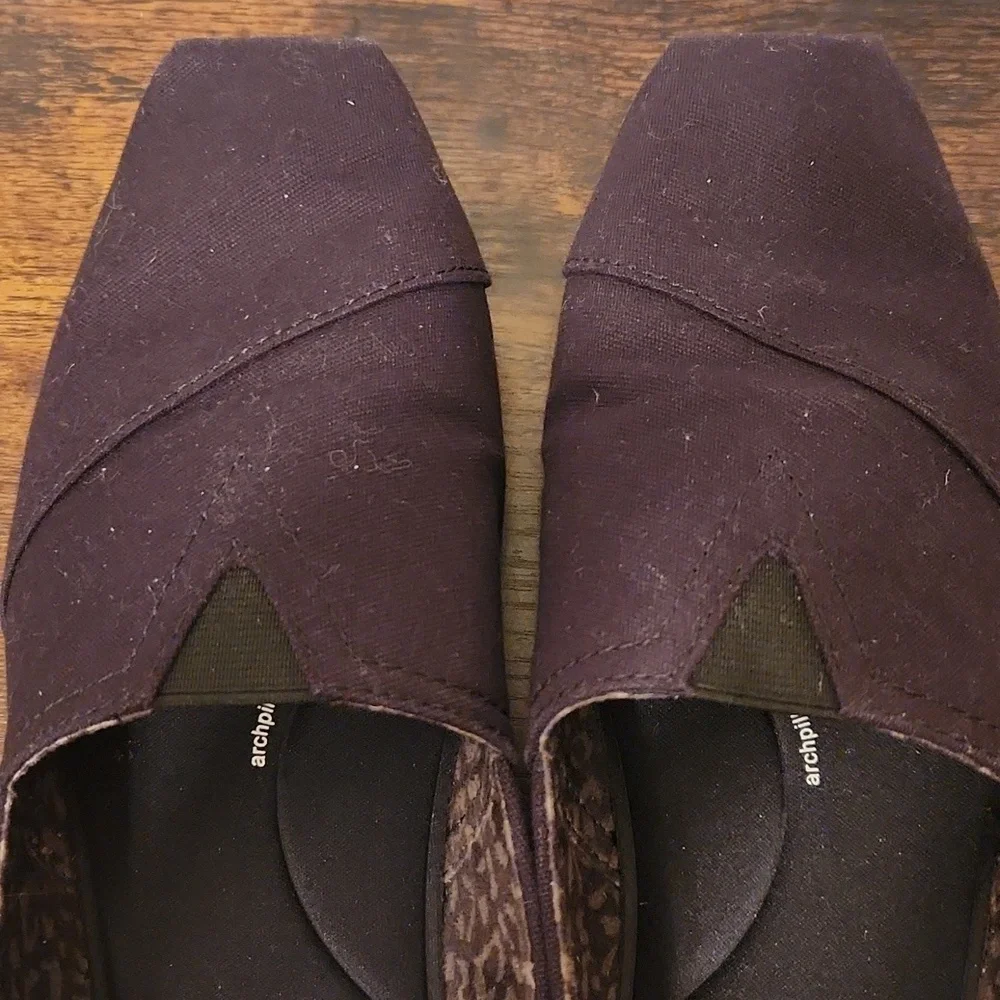 Flats - Picture 3 of 5